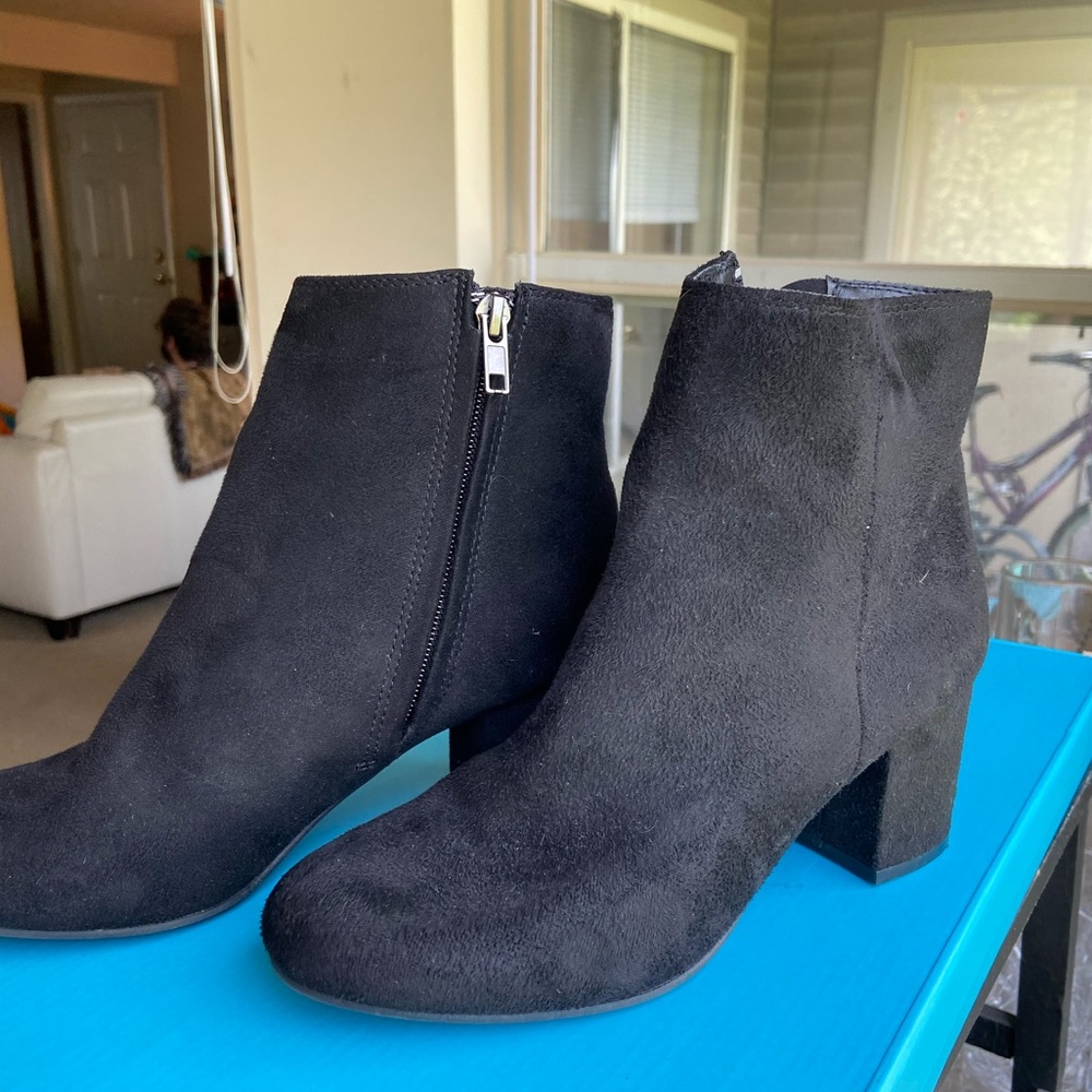 Rebel faux-suede boots
